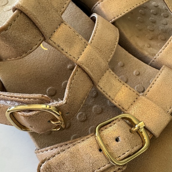 Vionic Misa Rose Gold Women's Size 8  Hook & Loop Slip On Three Strap Sandals - Picture 11 of 13